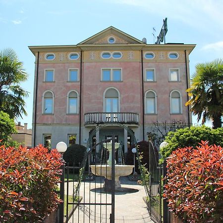 Park Hotel Villa Leon D'Oro Noventa di Piave Exterior foto