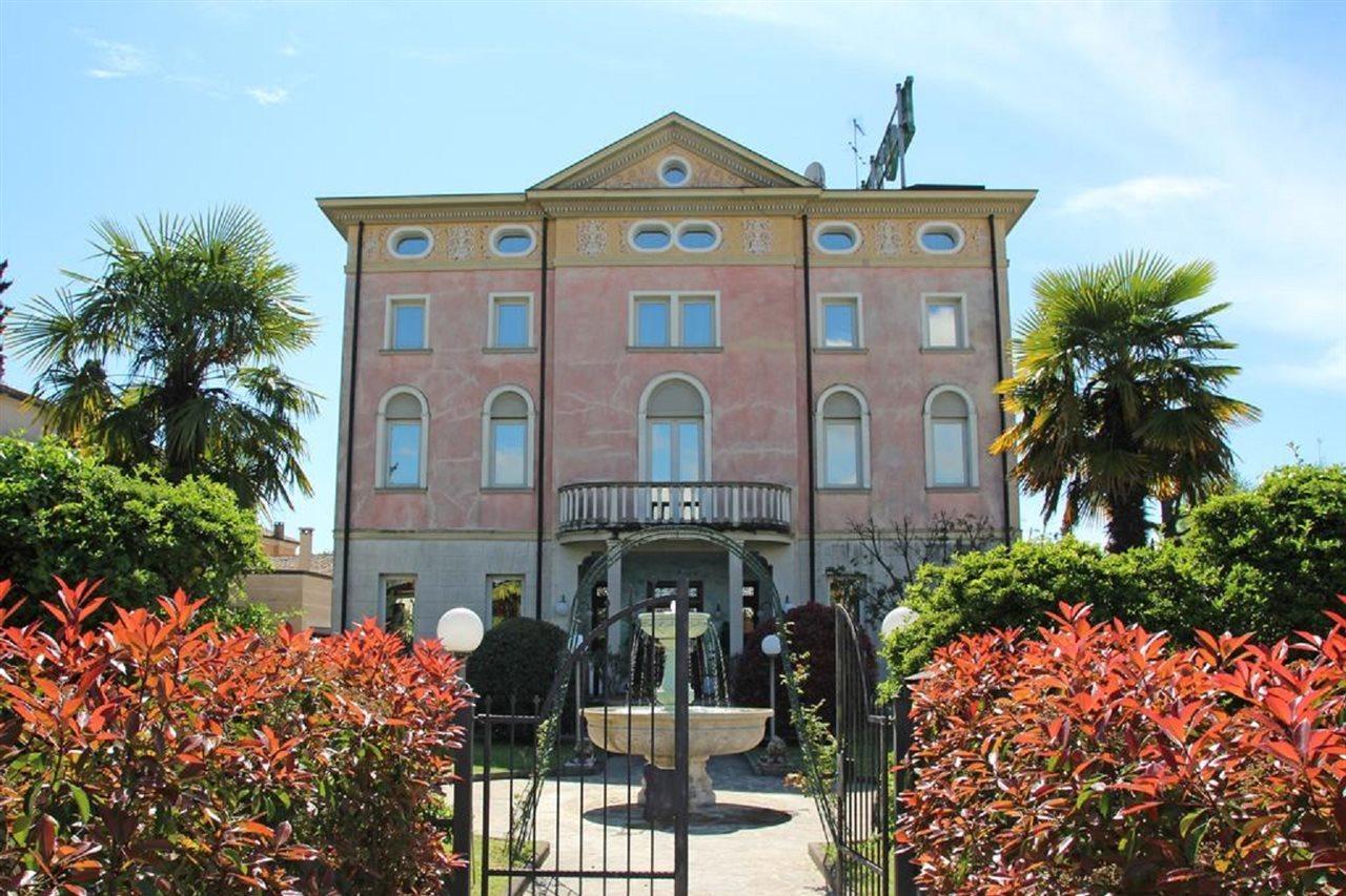 Park Hotel Villa Leon D'Oro Noventa di Piave Exterior foto