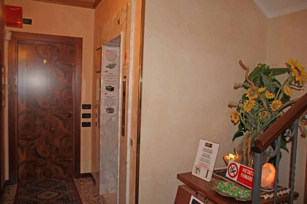 Park Hotel Villa Leon D'Oro Noventa di Piave Exterior foto