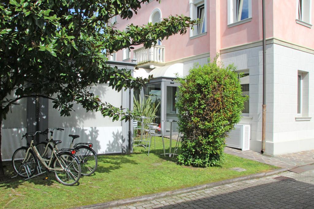 Park Hotel Villa Leon D'Oro Noventa di Piave Exterior foto