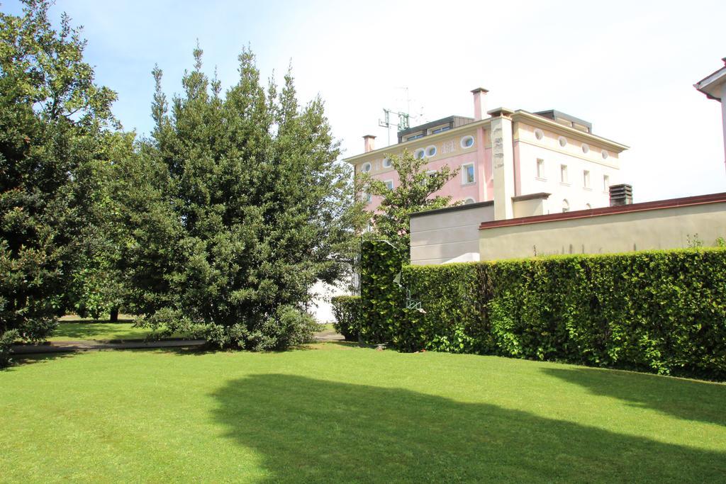 Park Hotel Villa Leon D'Oro Noventa di Piave Exterior foto