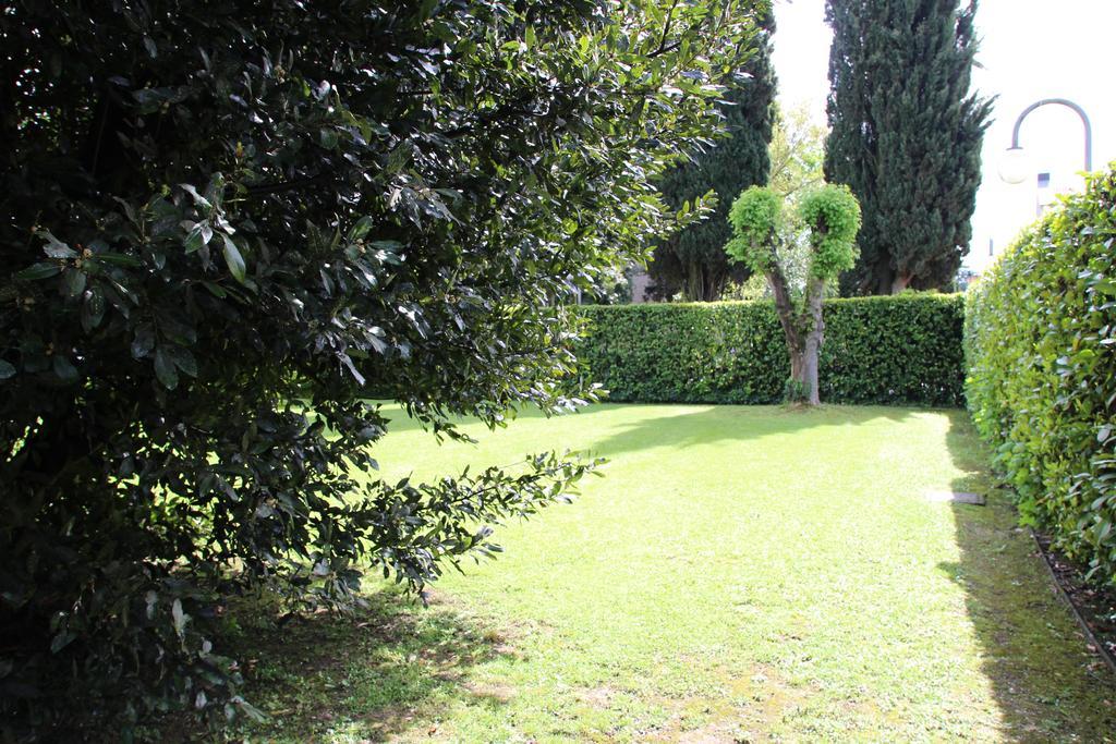 Park Hotel Villa Leon D'Oro Noventa di Piave Exterior foto