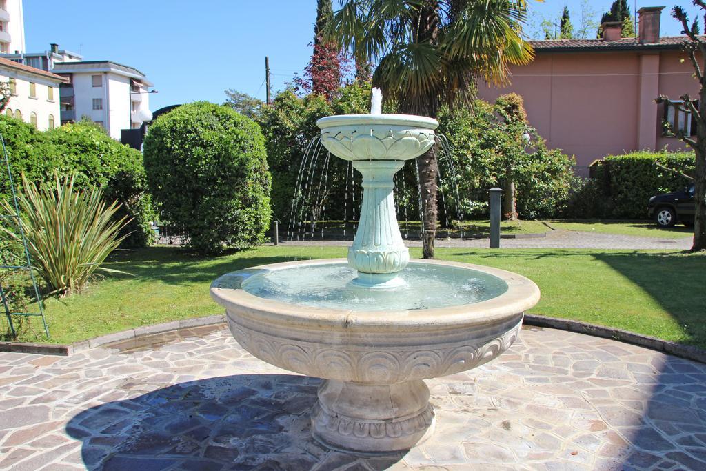 Park Hotel Villa Leon D'Oro Noventa di Piave Exterior foto